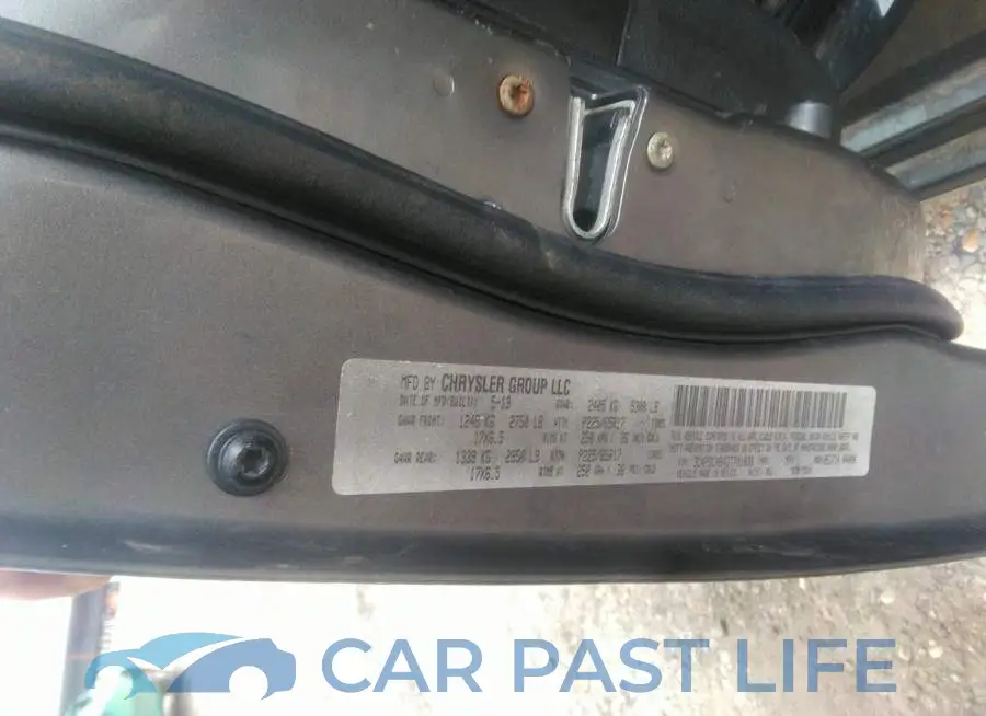 3C4PDCAB4DT701038# 9