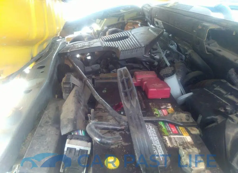 JN8AF5MR2FT503789# 10