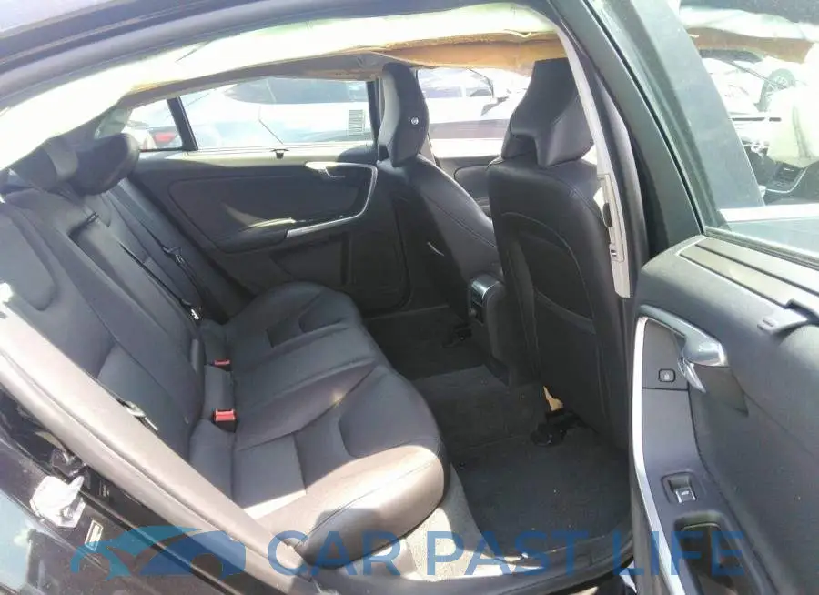 LYV402HK2JB156483# 8