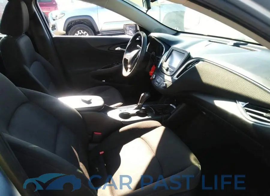 1G1ZD5ST6JF194024# 5