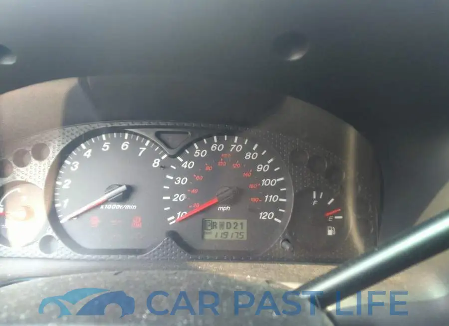 4F2YU09182KM12600# 7
