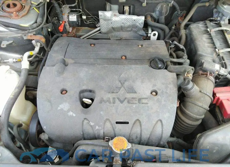 JA4AR4AU6BZ015260# 10