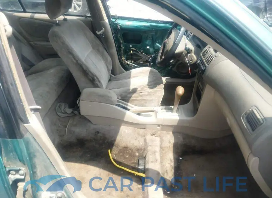 2T1BR18E1WC028800# 5