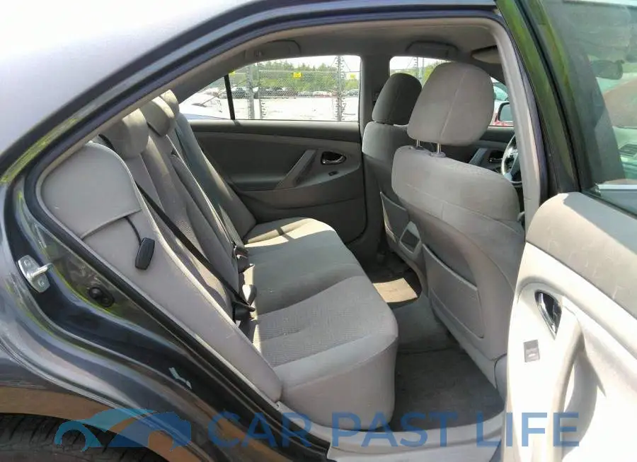 4T4BF3EK4BR135322# 8