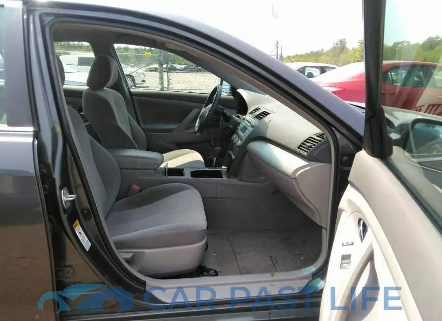 4T4BF3EK4BR135322# 5