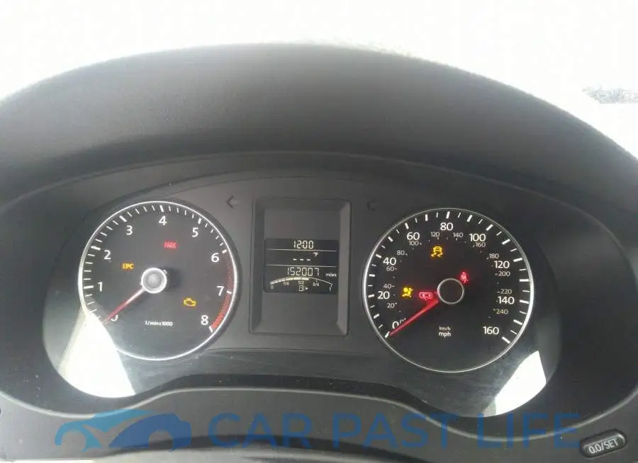 3VWDP7AJ1CM324019# 7