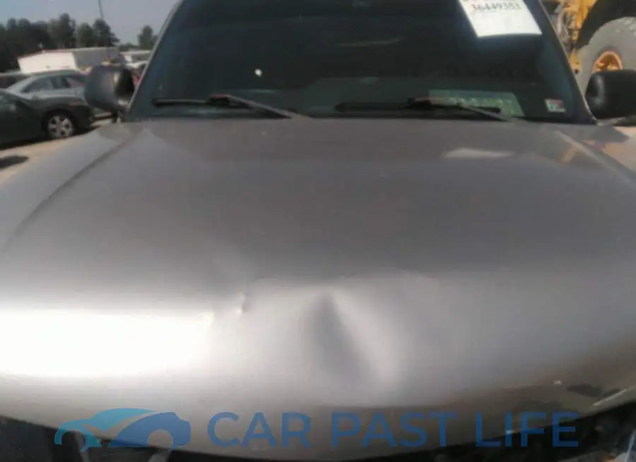 1GTEK14V82E209648# 10