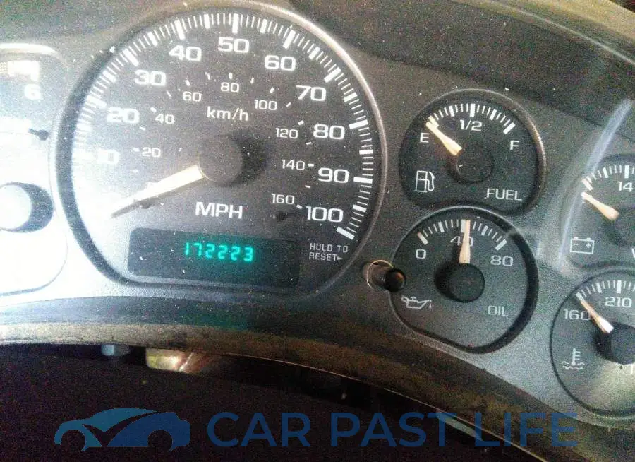 1GTEK14V82E209648# 7
