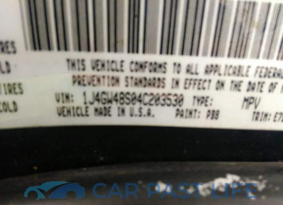 1J4GW48S04C203530# 9