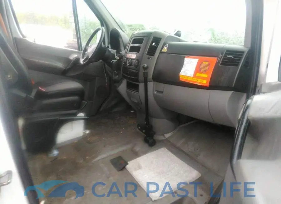 WD3PE8CBXC5677344# 5