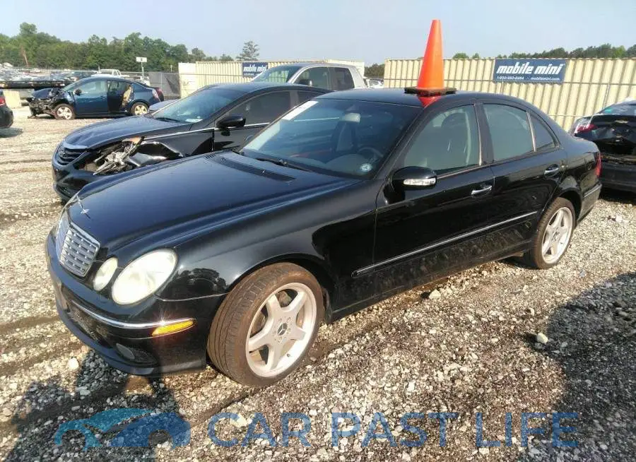 WDBUF70J15A675096# 2