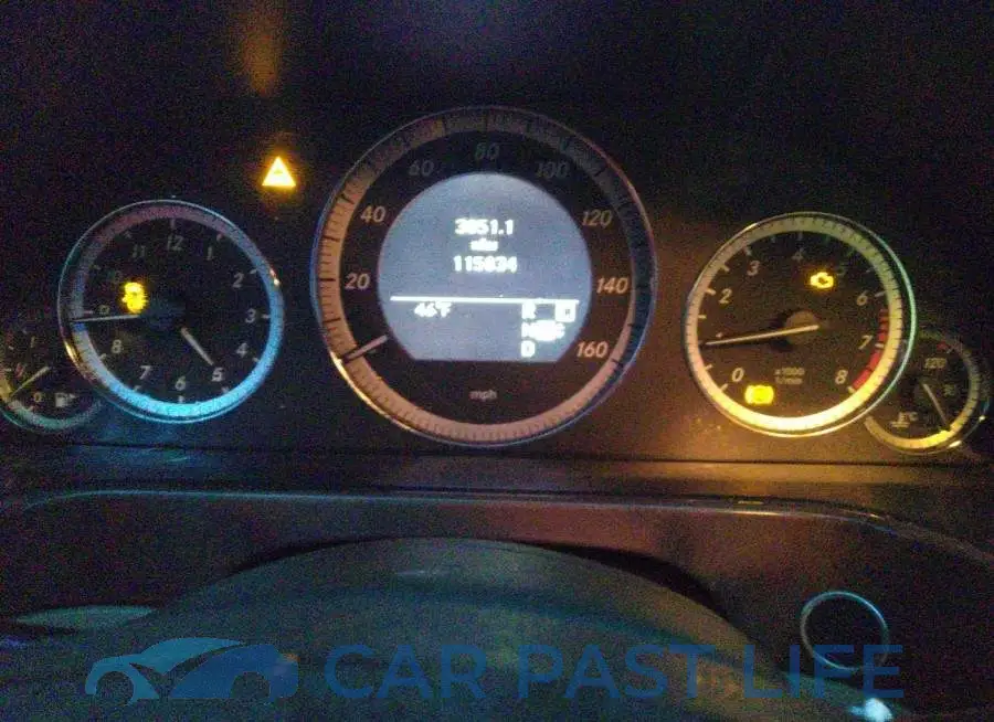 WDDHF8HB9AA128082# 7