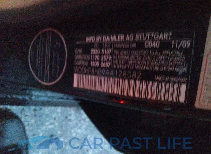 WDDHF8HB9AA128082# 9