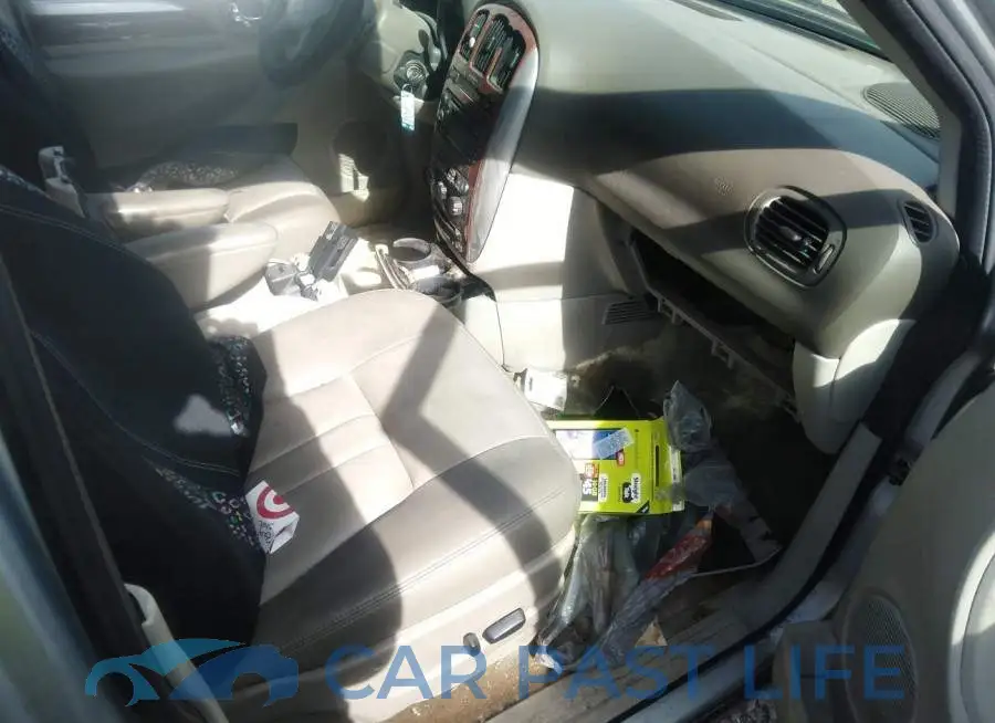 2A4GP54L77R151875# 5