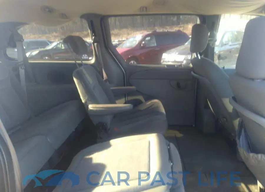 2C4GP44RX5R160961# 8