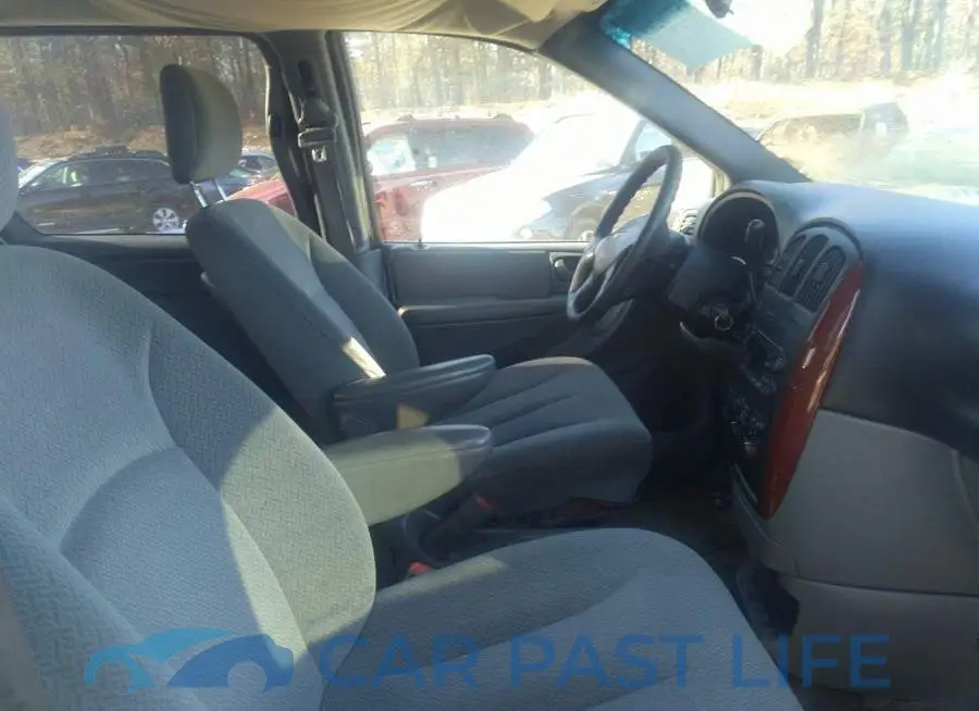 2C4GP44RX5R160961# 5