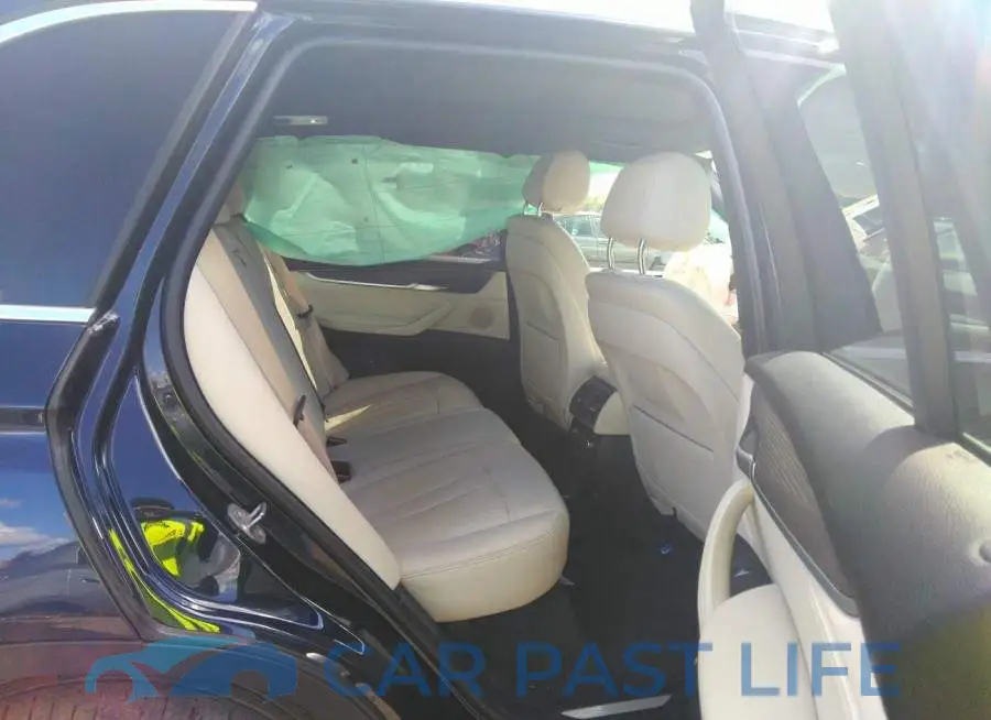 5UXKR0C52J0Y06203# 8