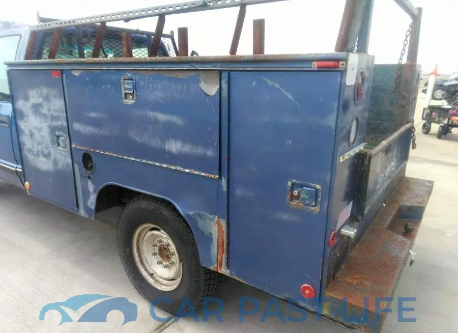 1GCGC24R6VZ166682# 6