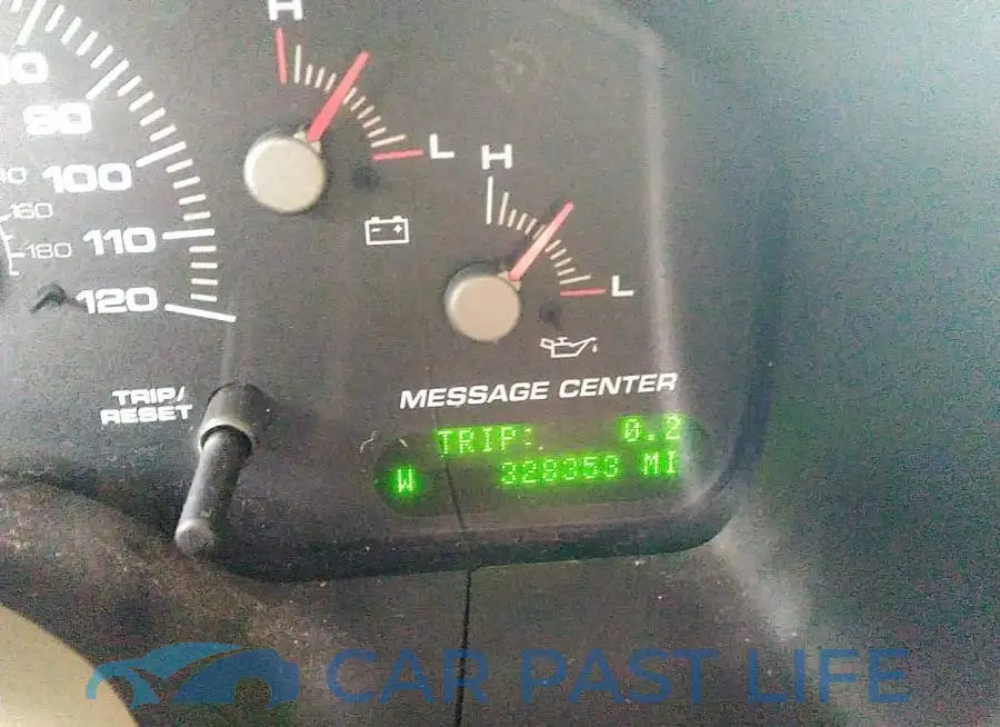 1FMFU17L84LA52108# 7