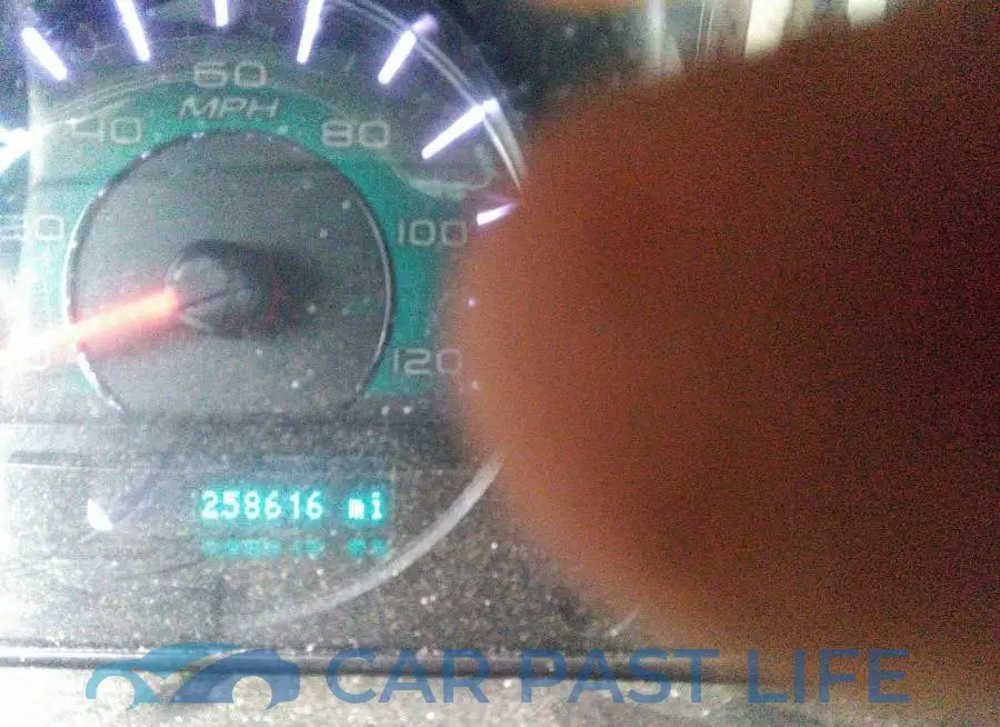 3FAHP0JA4BR254972# 7