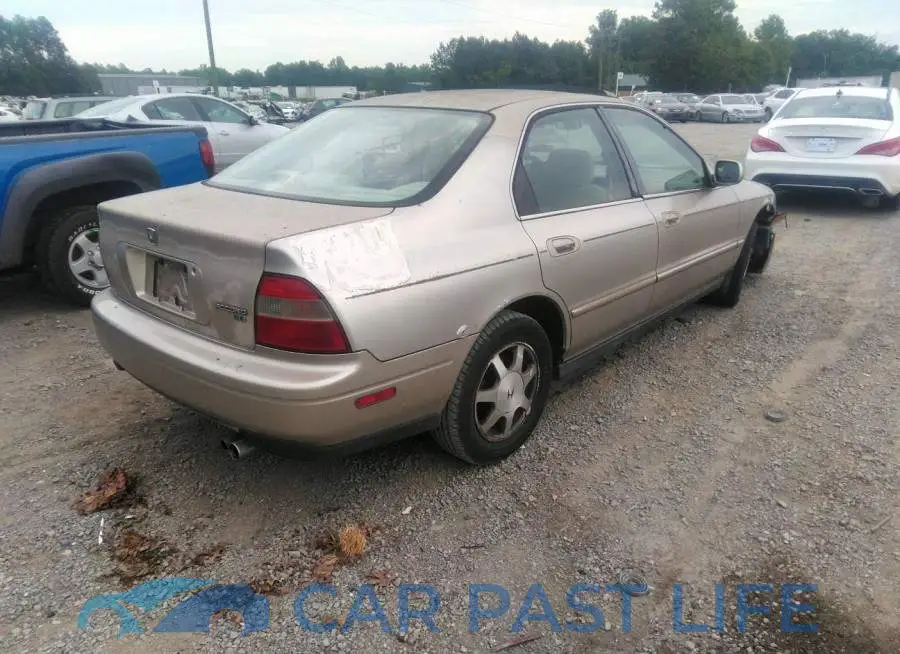 1HGCD5659SA119746# 4