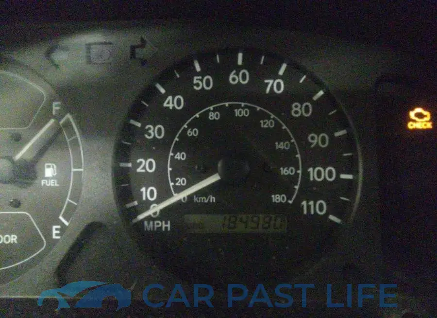 2T1BR12E3YC313901# 7