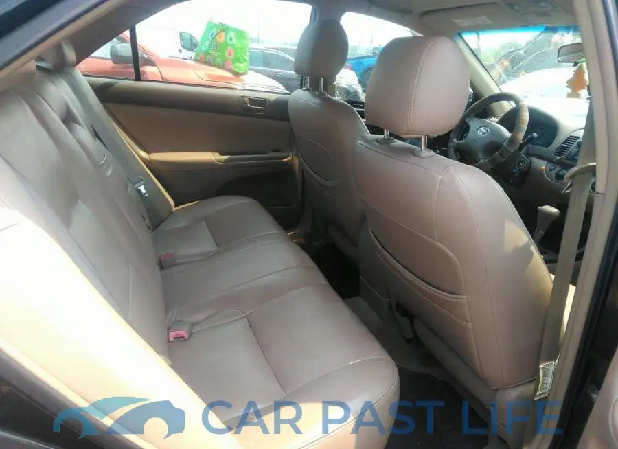 4T1BE32K52U612678# 8