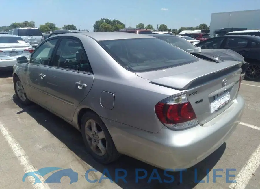 4T1BE32K95U075172# 3