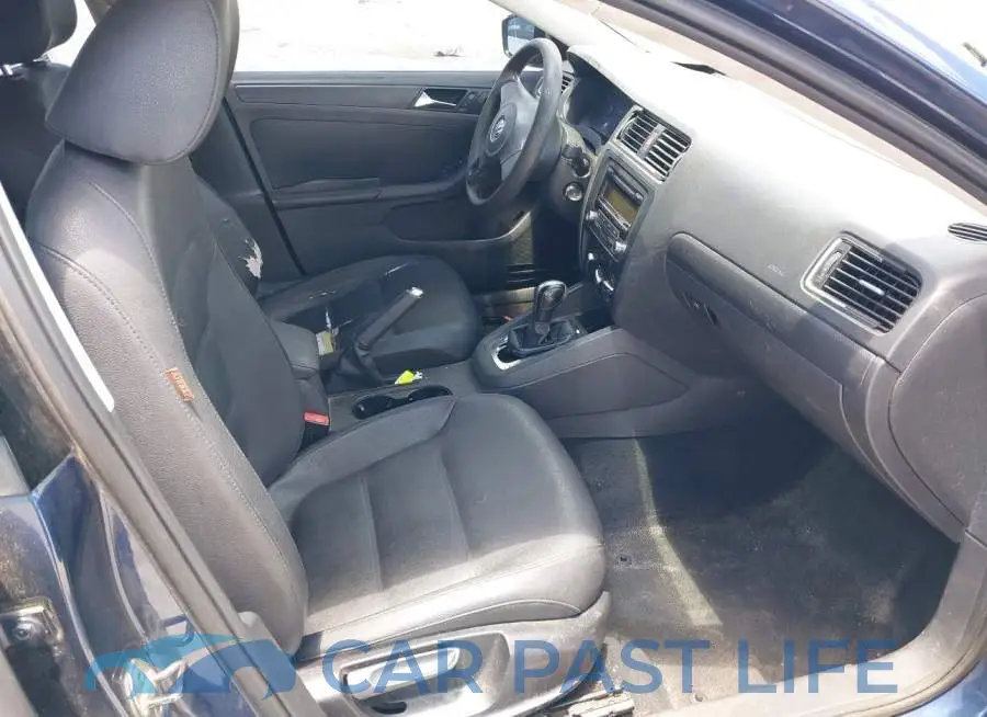 3VWDX7AJ5BM325253# 5