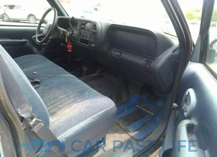 1GTEK14W3WZ524302# 5