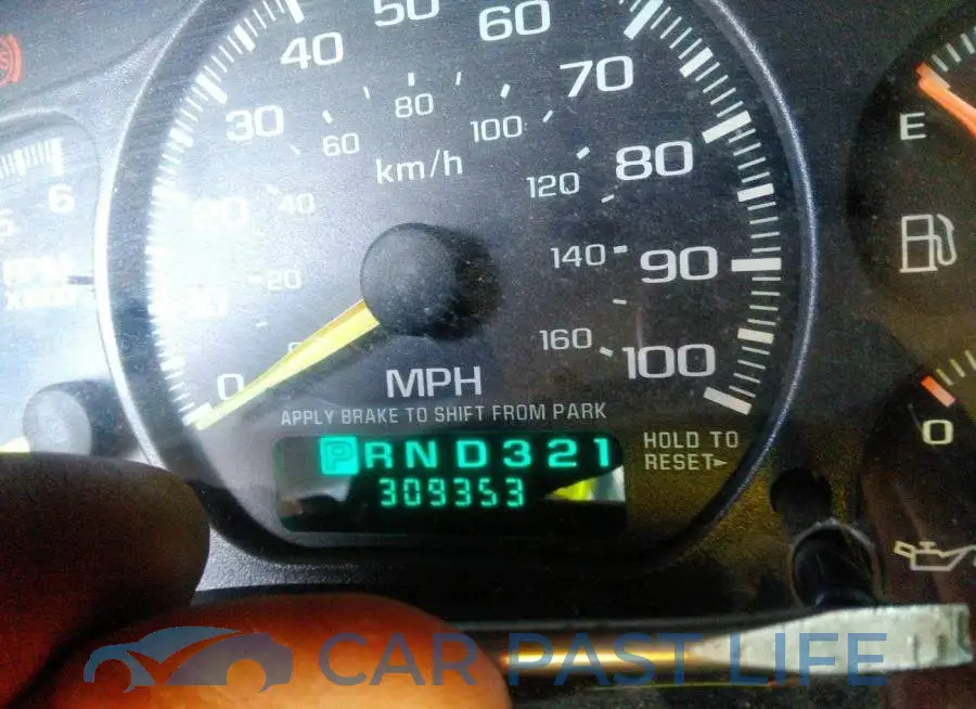 2GTEK19T5X1527842# 7