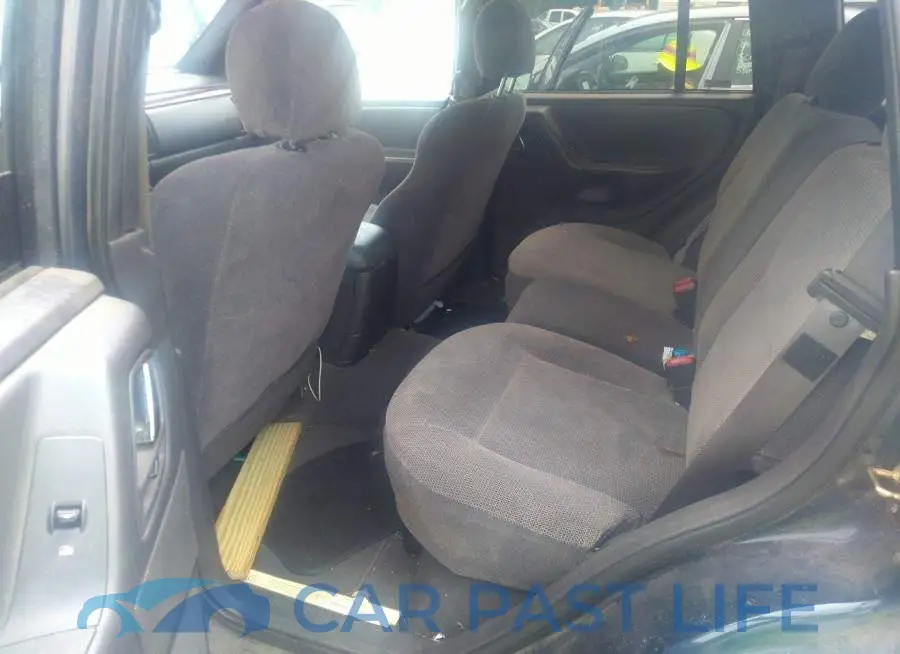 1J4G248N5YC302002# 8