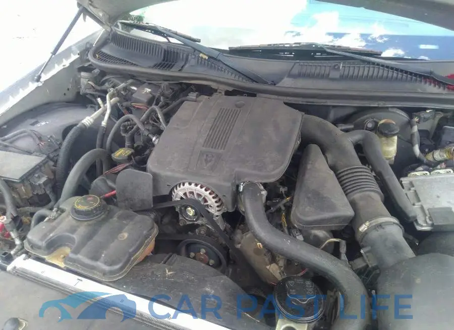 2LNHM82V48X661005# 10