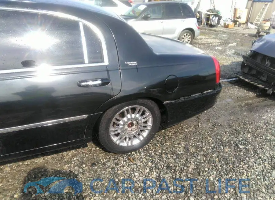 2LNHM82V89X617901# 6
