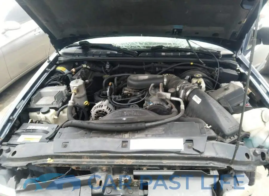 1GCDT19W418131294# 10