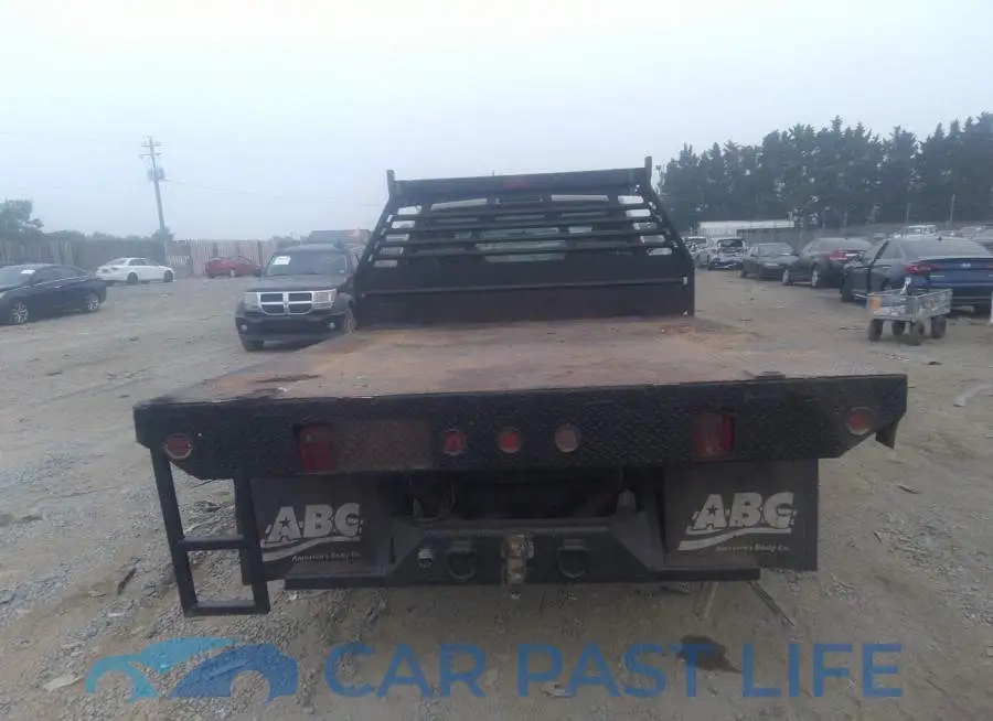 1FDWW36P85EA40184# 8