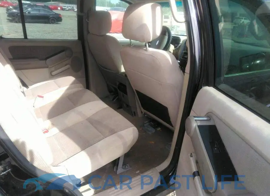 1FMEU63E06UB16364# 8
