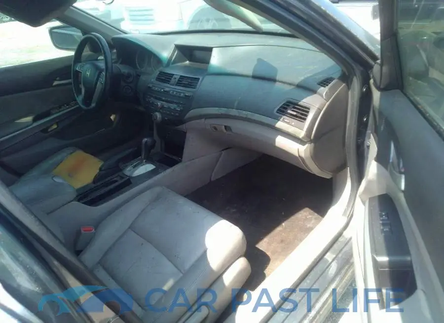 1HGCP2F80AA096629# 5