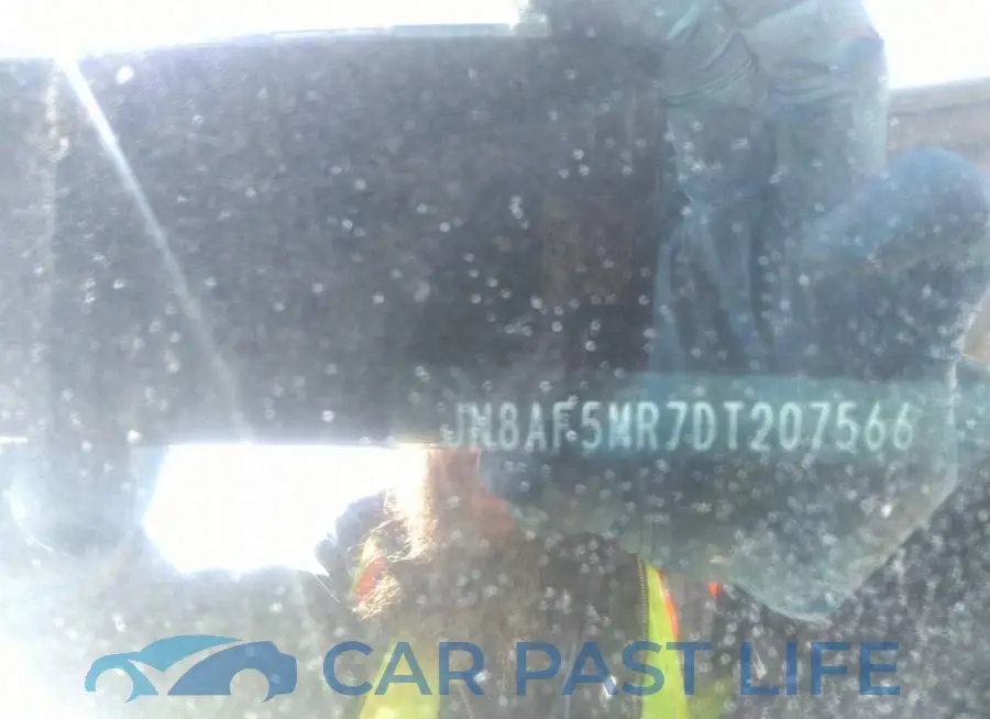 JN8AF5MR7DT207566# 9