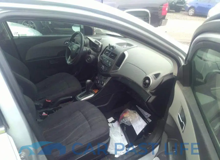 1G1JC6SH3D4126751# 5