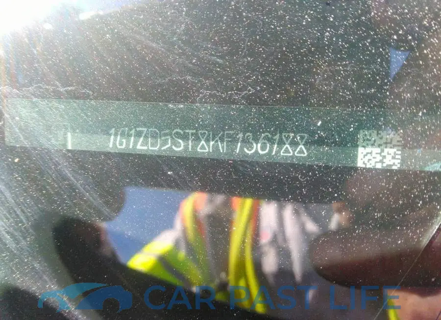 1G1ZD5ST8KF136188# 9