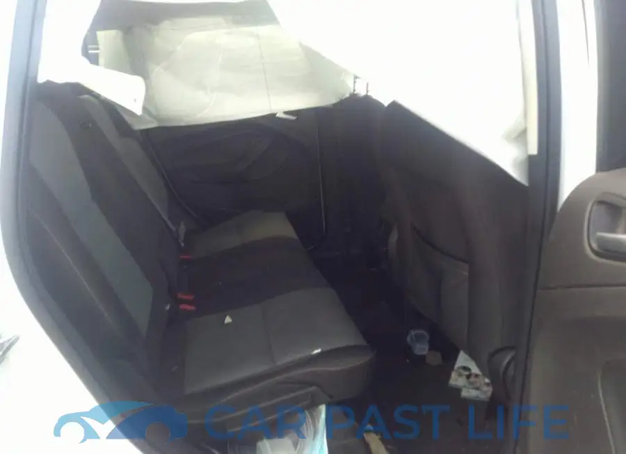 1FMCU9GD3JUB61558# 8