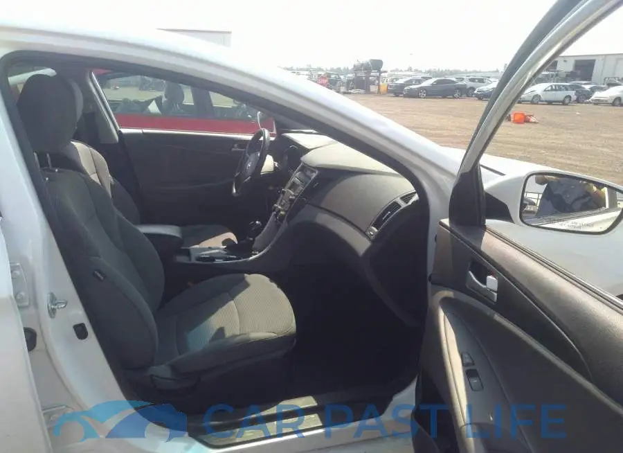 5NPEB4AC8EH820157# 5