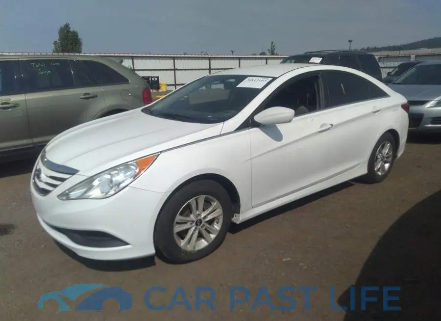 5NPEB4AC8EH820157# 2
