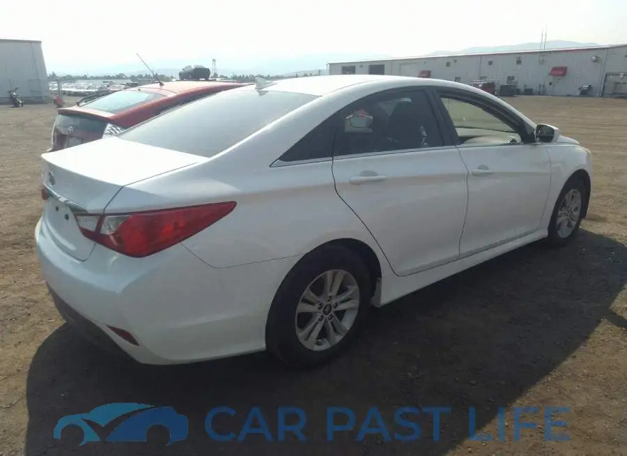 5NPEB4AC8EH820157# 4