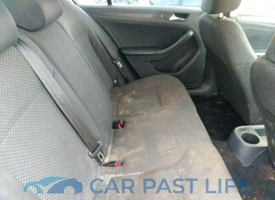 3VW2K7AJ3DM351942# 8
