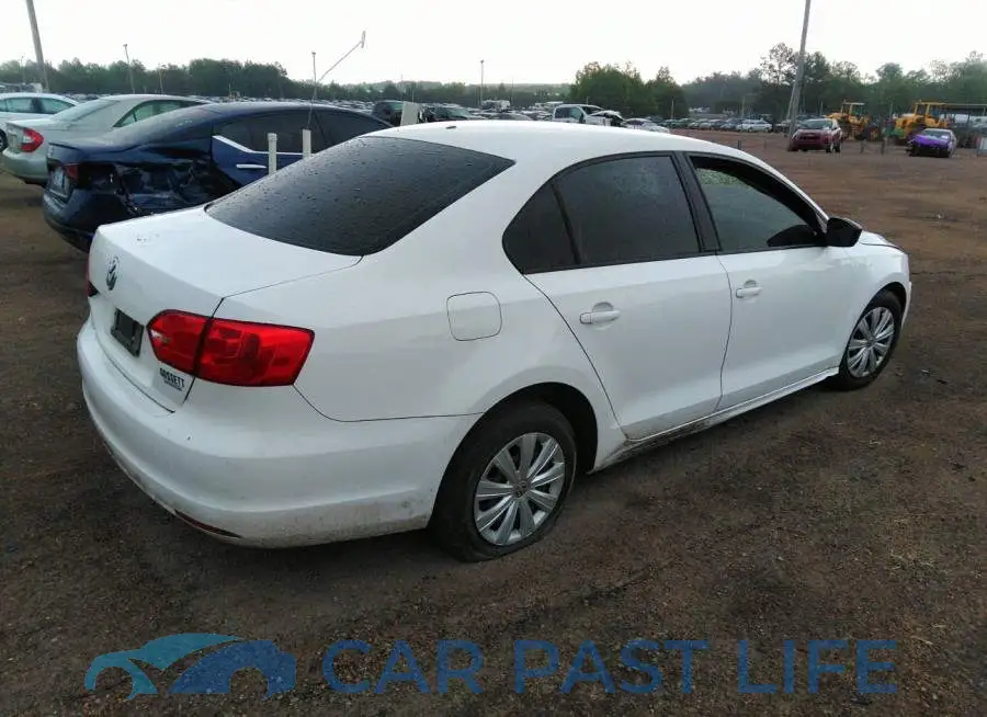 3VW2K7AJ3DM351942# 4