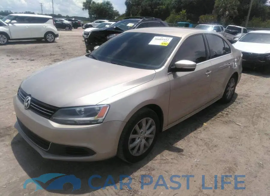 3VWDX7AJ9DM312119# 2