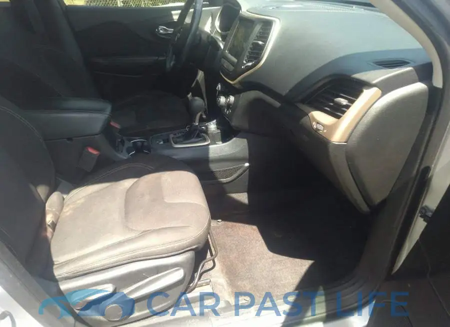 1C4PJMCS3GW345725# 5