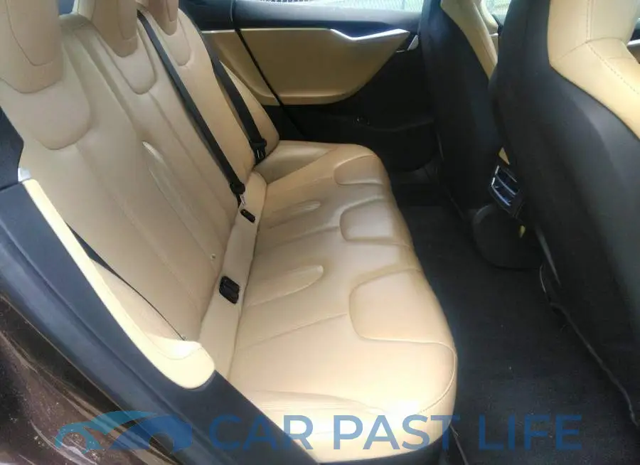 5YJSA1H11EFP64103# 8
